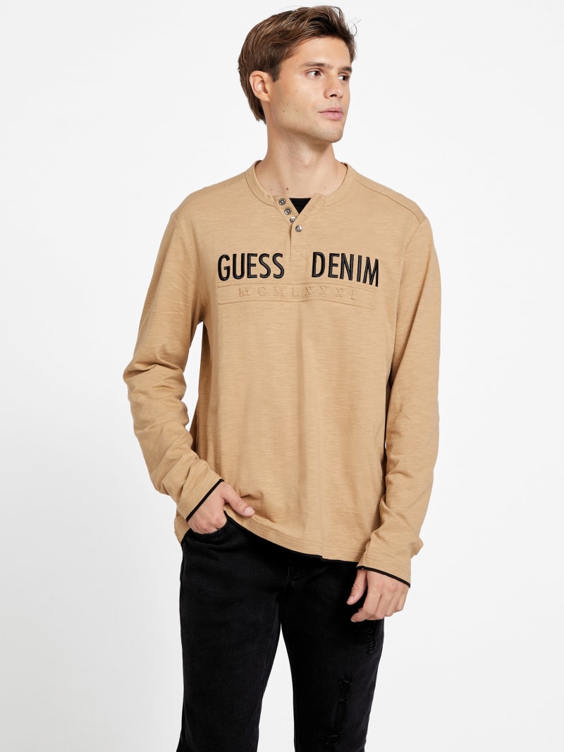 Degar Logo Henley Tee