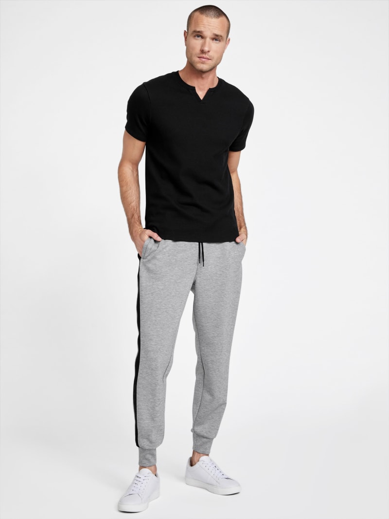Juan Active Joggers | GUESS Factory