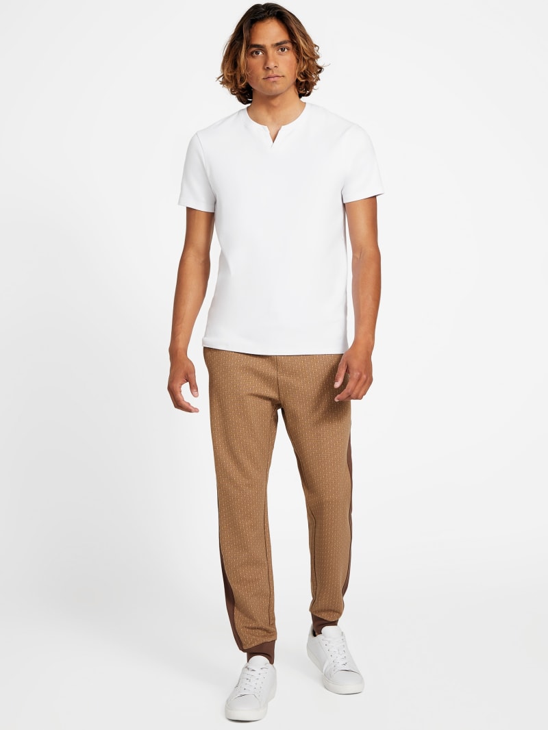 Mateo Logo Active Joggers | GUESS Factory Ca