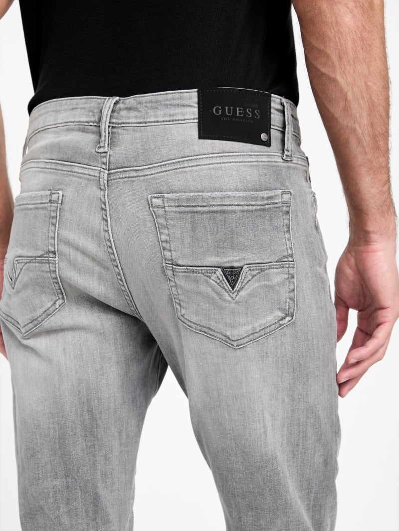 【SCENERITY】Gray Destroyed Jeans Eco Brownson Destroyed Skinny Jeans | GUESS Factory