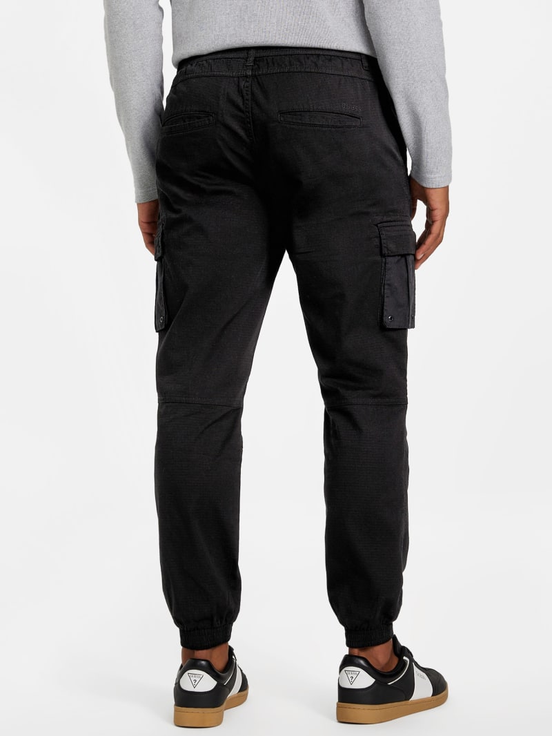 Ricardo Utility Cargo Jogger Pants | GUESS Factory