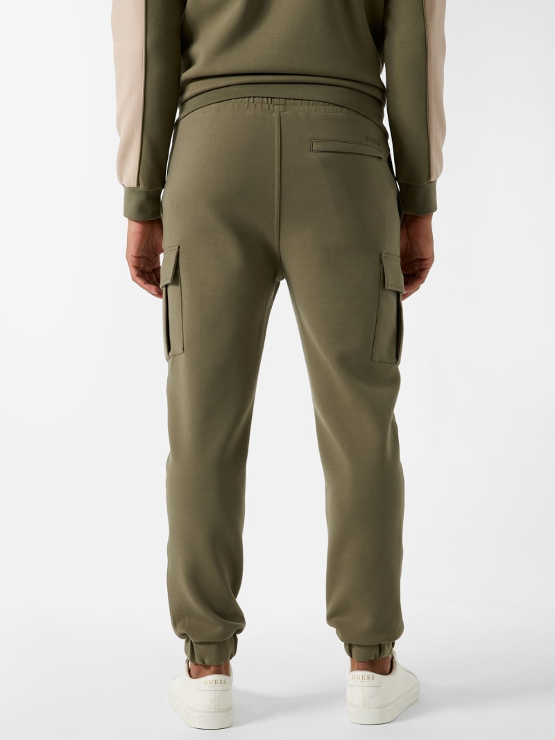 Alfonso Cargo Joggers | GUESS Factory