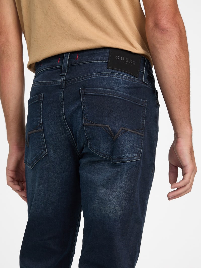 Delmar Slim Straight Jeans | GUESS Factory