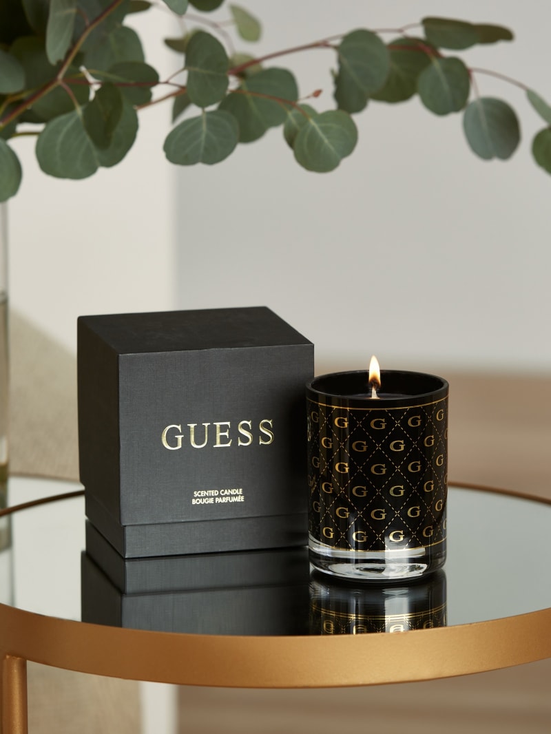 Status Candle | GUESS