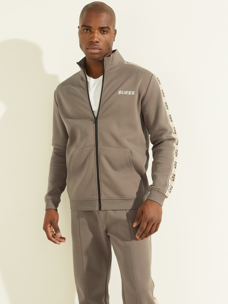 Tracksuit guess online