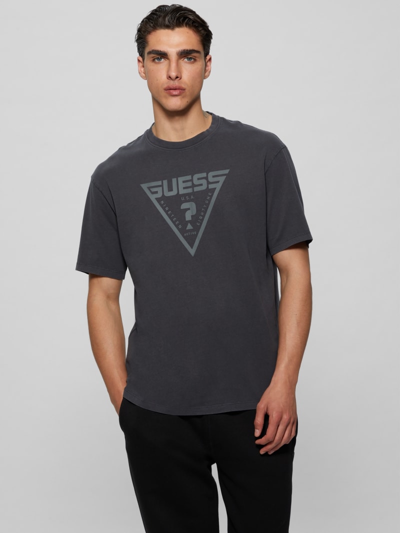 選ぶなら Signature Triangle Alino Tee GUESS | トップス