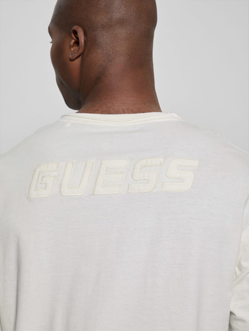Gondour Layered Patch Tee | GUESS