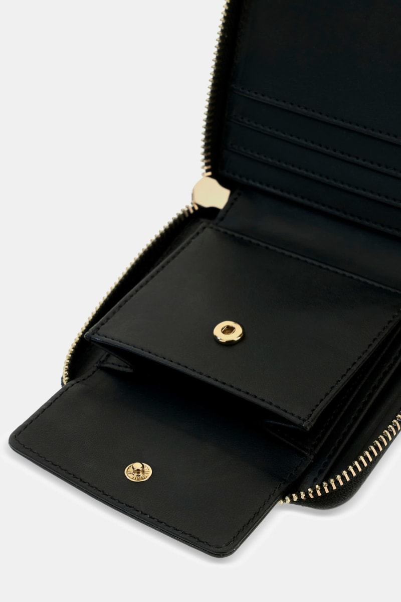 Danielle logo wallet