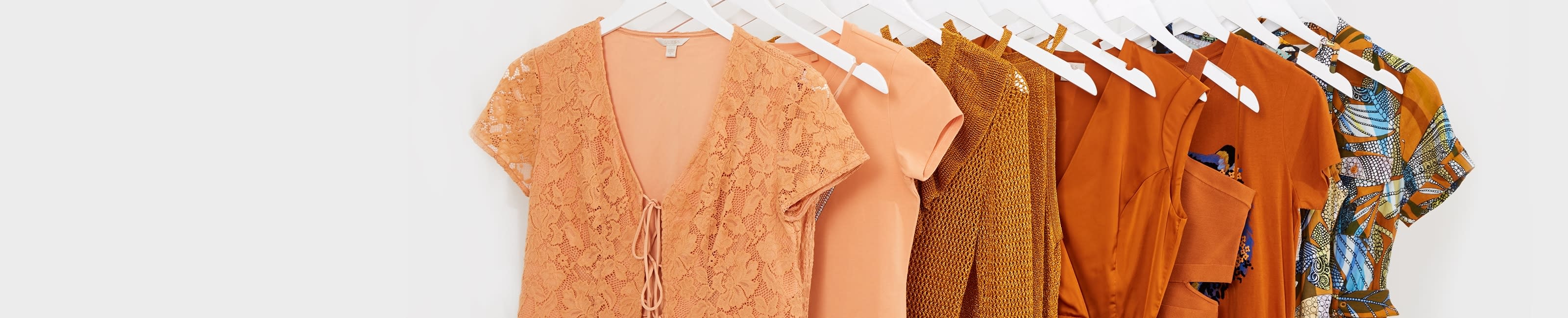 Bronze: This radiant hue transports you to sun kissed days