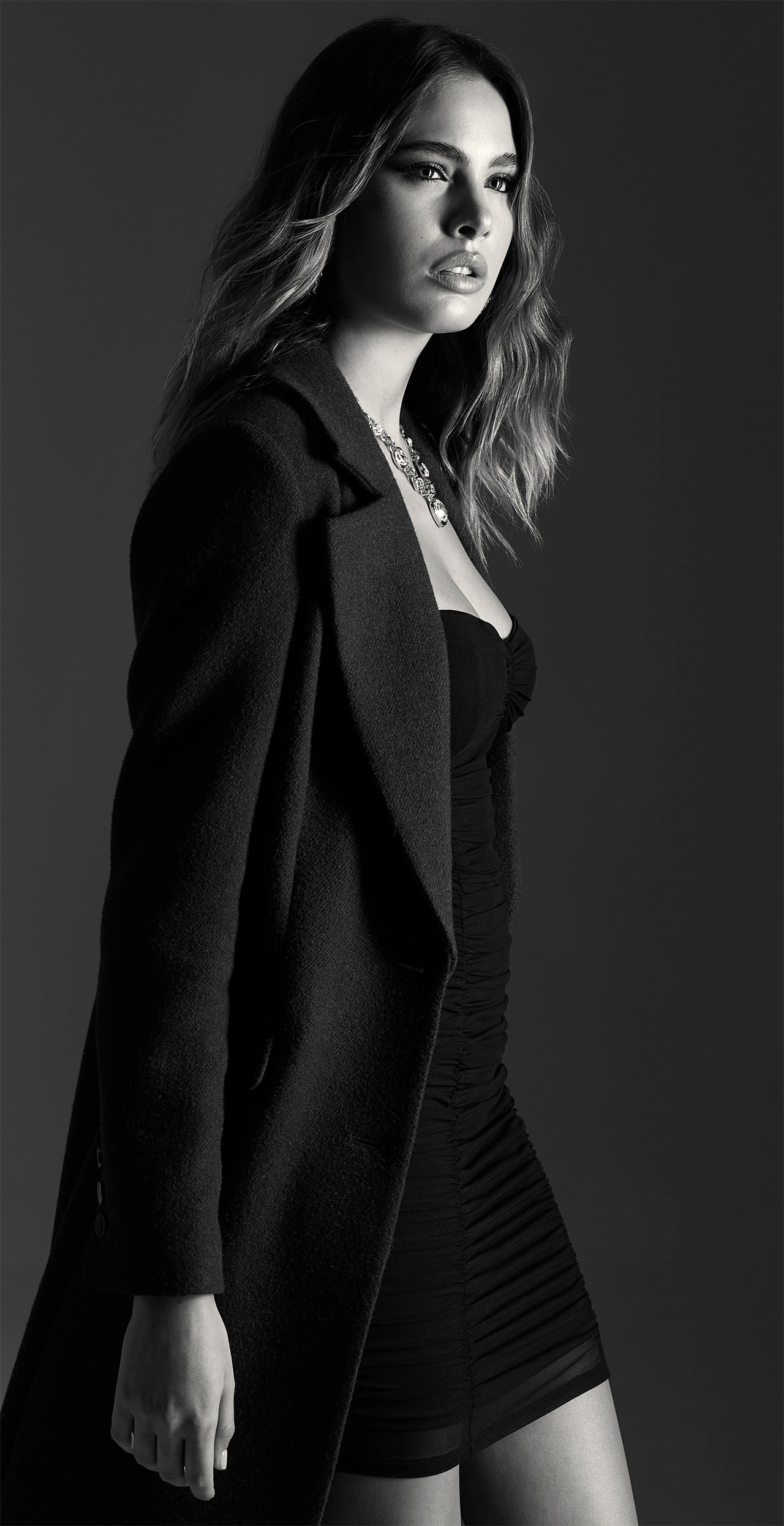 GUESS(ゲス) JAPAN 公式オンラインストア | GUESS JAPAN OFFICIAL