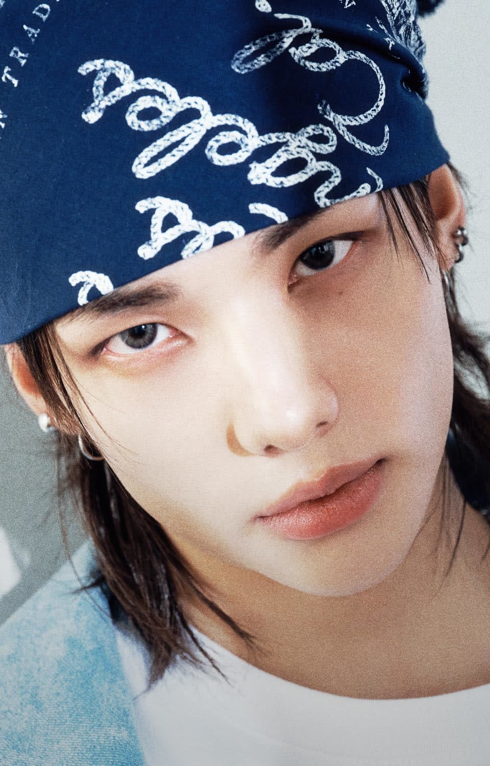 Guess Jeans x Hyunjin: Discover the New Collection
