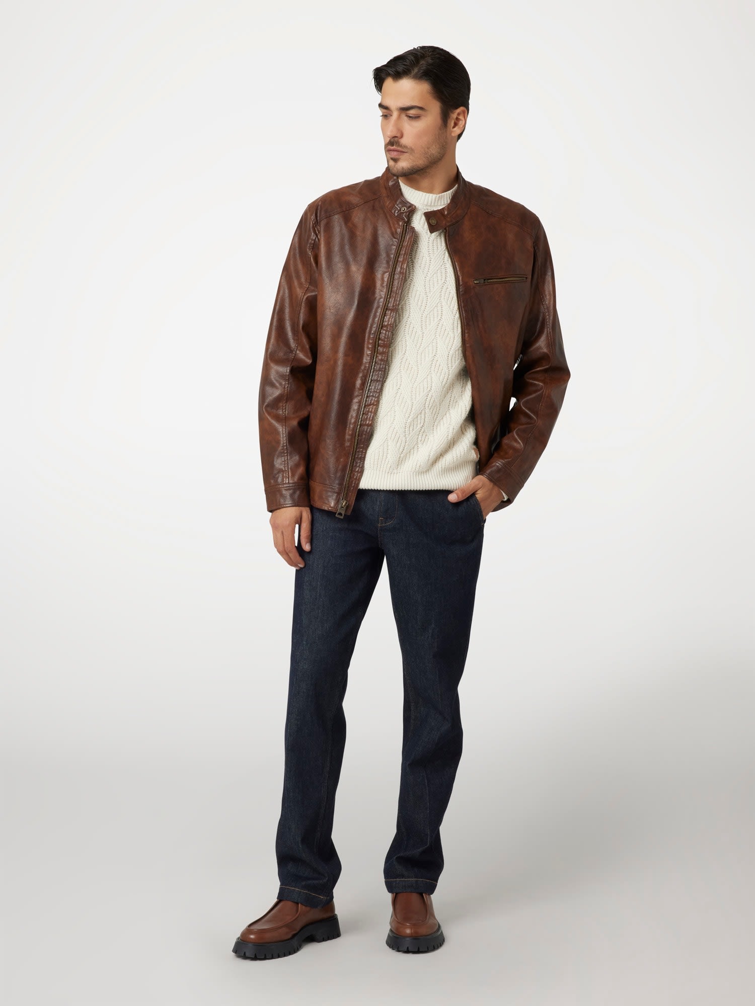 GUESS® Shop the look