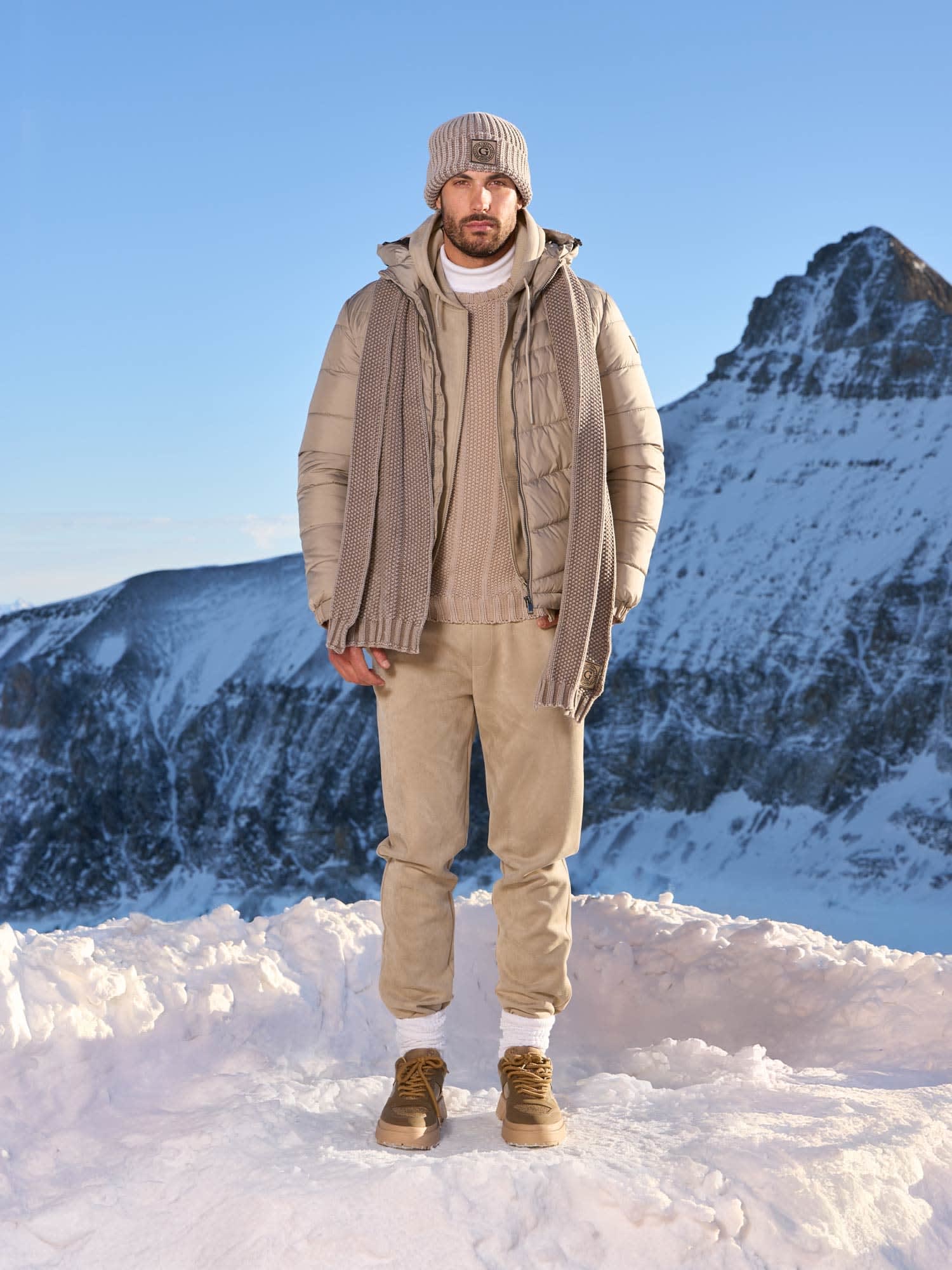 Shop the look image number 0