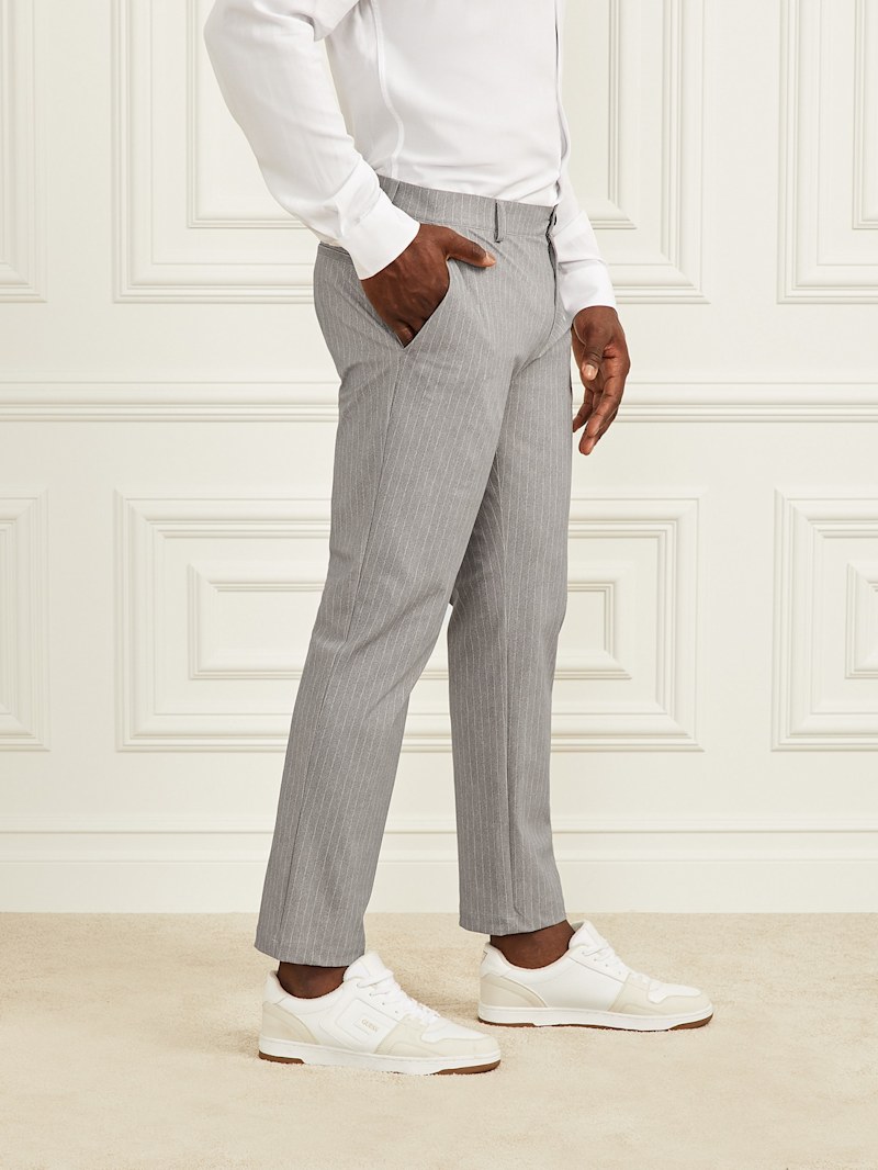 //50% off//MENS 3D LOGO SLIM PANTS Lサイズ Connor Performing Chino Pants | GUESS