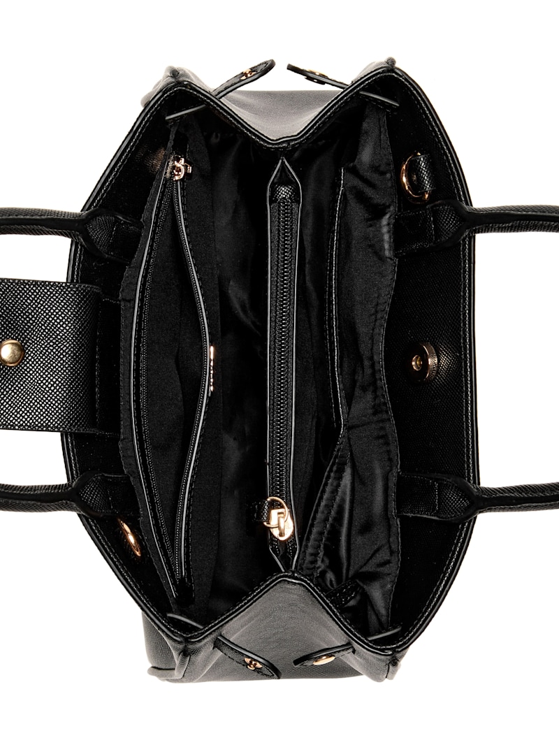 Jayla Satchel | GUESS Factory