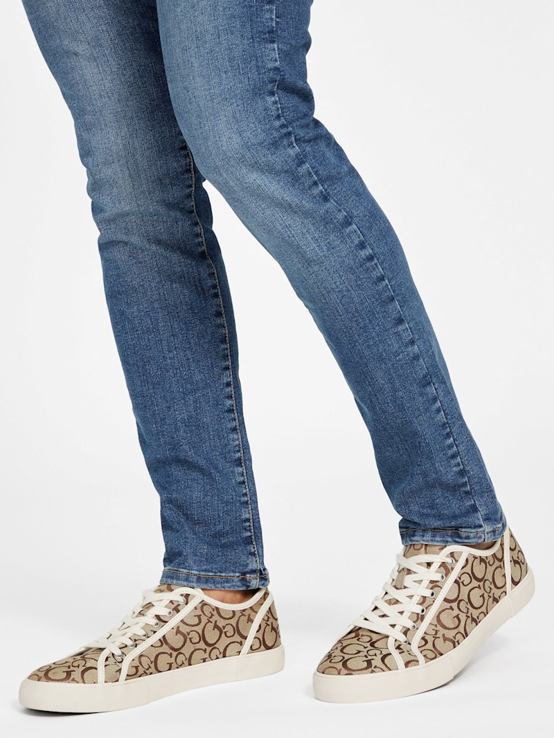 【Siluana Avolio】春夏ジャケット #38 Selyo Logo Jacquard Low-Top Sneakers | GUESS Factory Ca