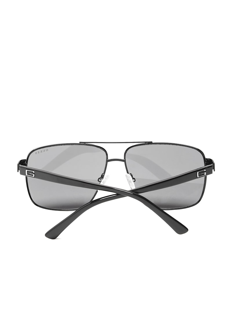 Metal Navigator Sunglasses | GUESS Factory