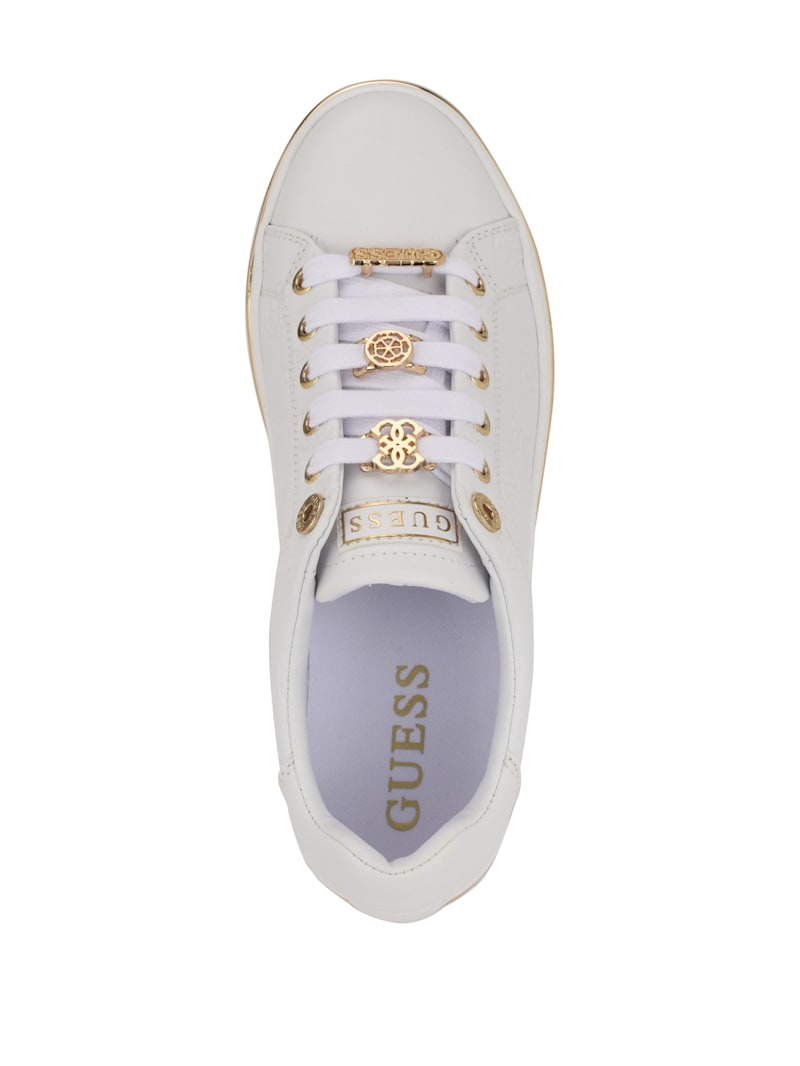●That Mobsta Guess Stasey Debossed Low-Top Sneakers | GUESS