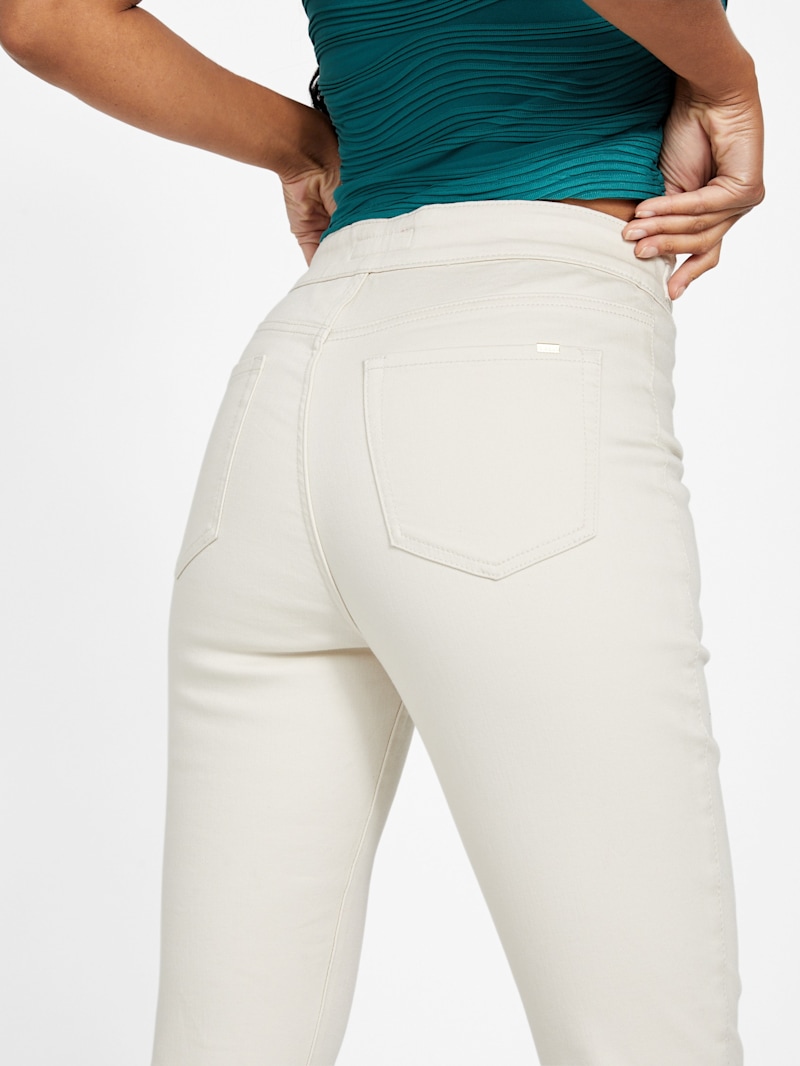 【11Degrees】 Sustainable Skinny Jean（送料無料） Eco Jaden Sculpt Mid-Rise Skinny Jeans | GUESS Factory