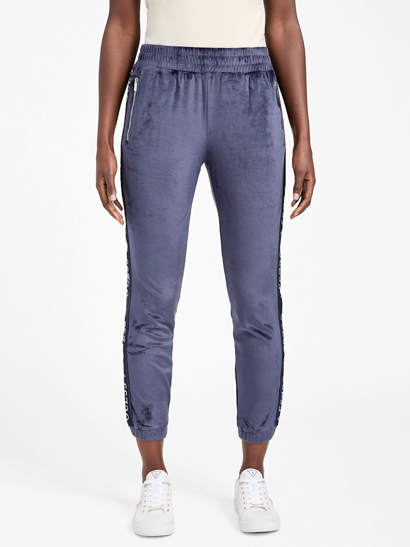 サンヨーe-jog Eco Janess Logo-Tape Velour Joggers | GUESS Factory