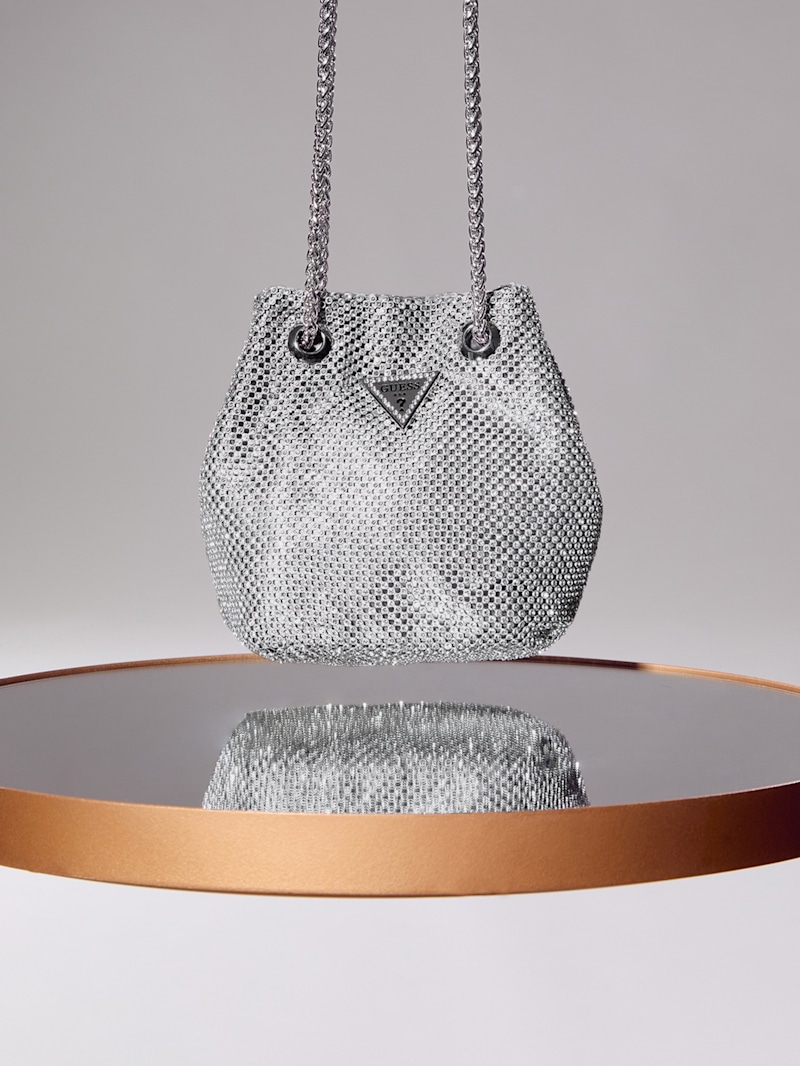 マークアンドロナ　Ever Monogram Mesh Cinch Bag Zalina Mesh Pouch | GUESS