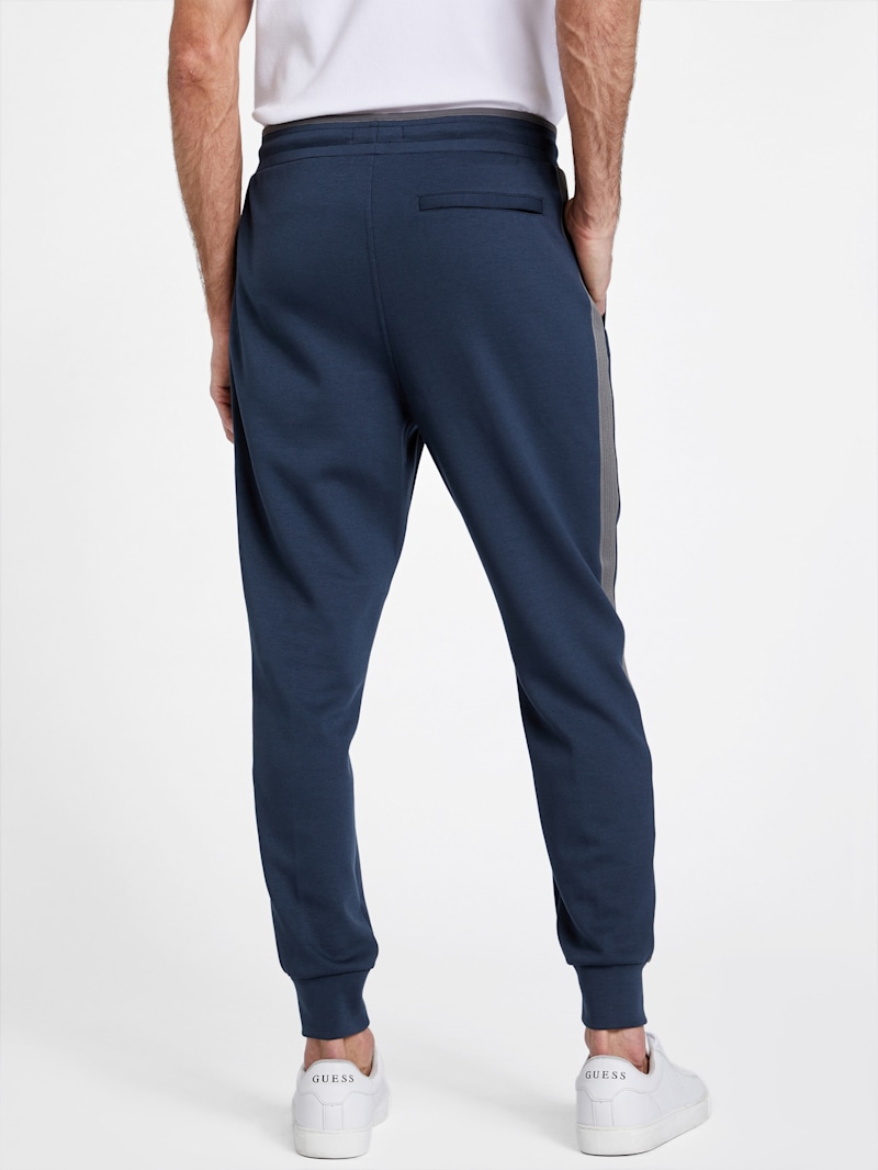 Juan Active Joggers | GUESS Factory