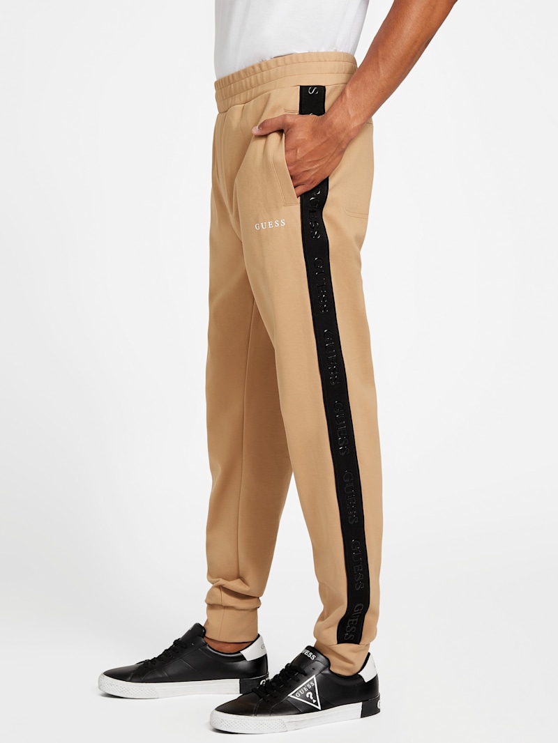 Mateo Logo-Tape Joggers | GUESS Factory