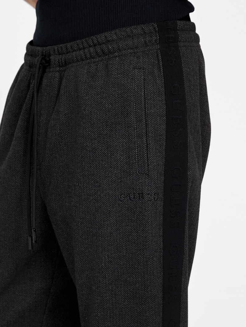 Olly Straight Active Pants | GUESS Factory Ca