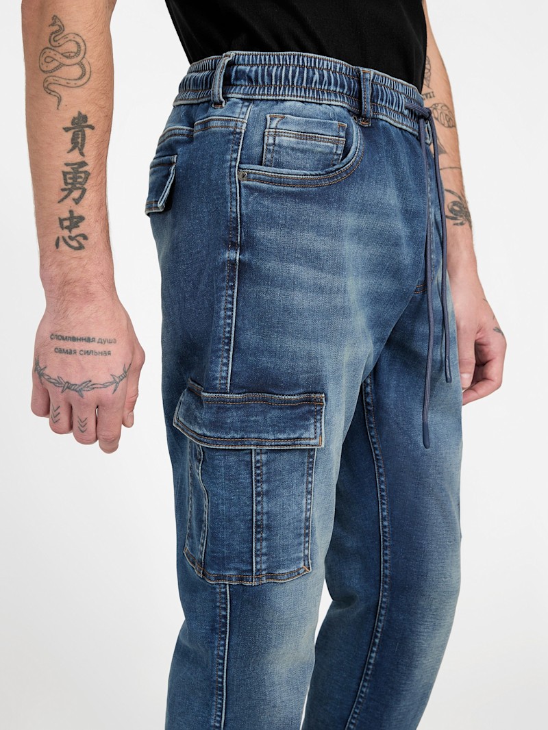 コーシーコーシー Mickie Denim Cargo Joggers | GUESS Factory