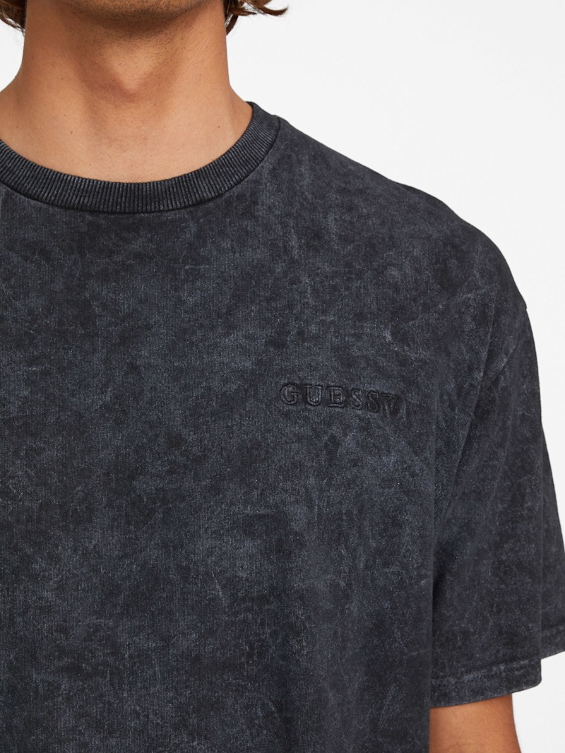 Yonix Logo Tee | GUESS Factory