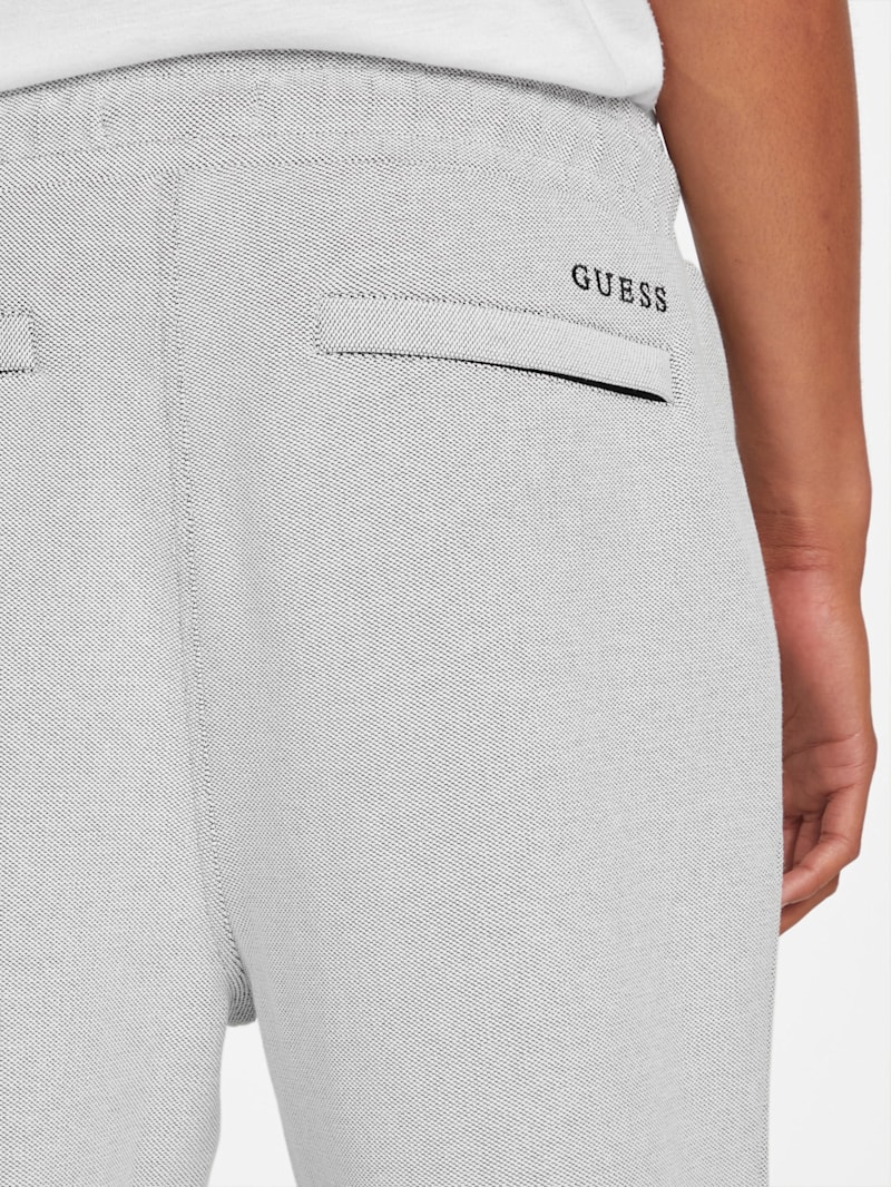 Giovanni Textured Joggers | GUESS Factory