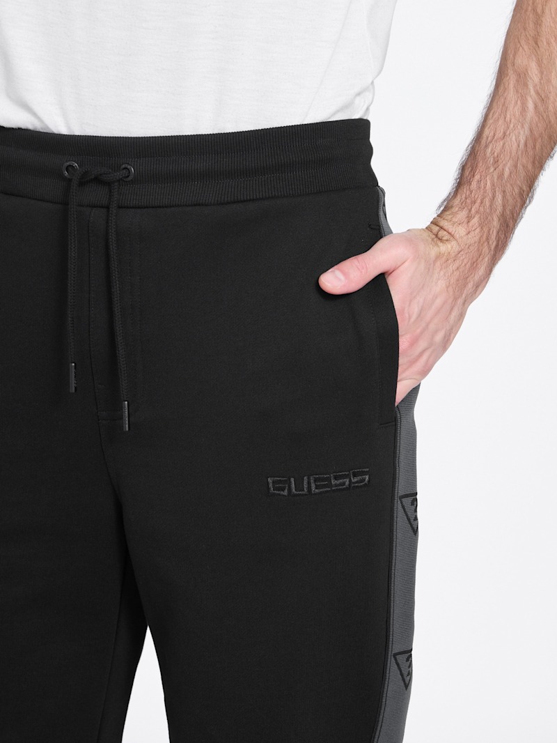 juicy Chase Logo Shorts | GUESS Factory