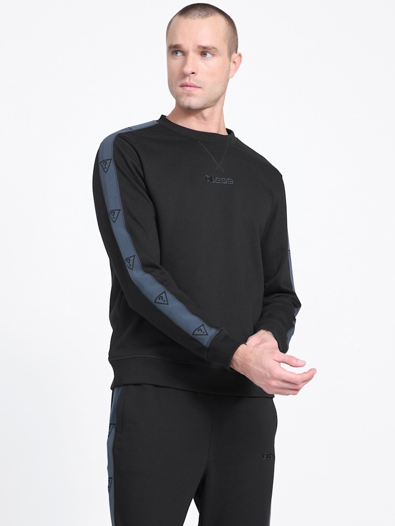 Chase Crewneck Long-Sleeve Active Top | GUESS Factory