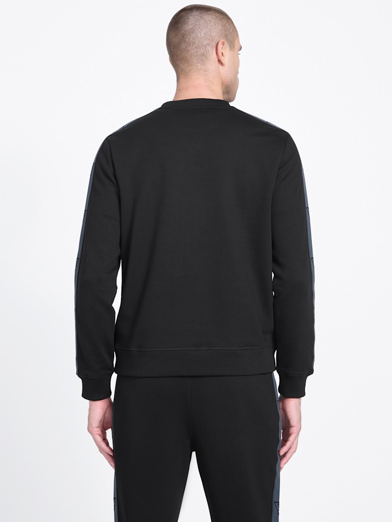 Chase Crewneck Long-Sleeve Active Top | GUESS Factory