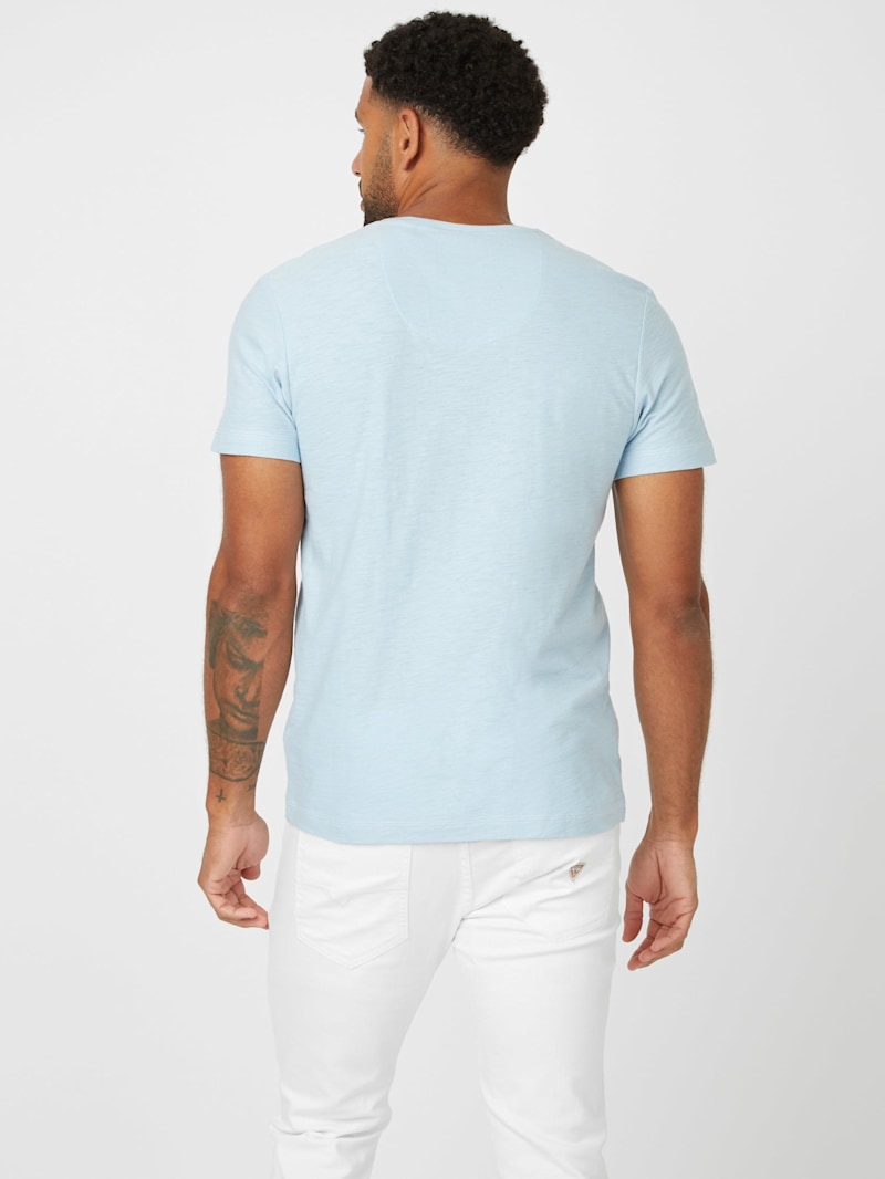 Eco Ricky Split Tee | GUESS Factory