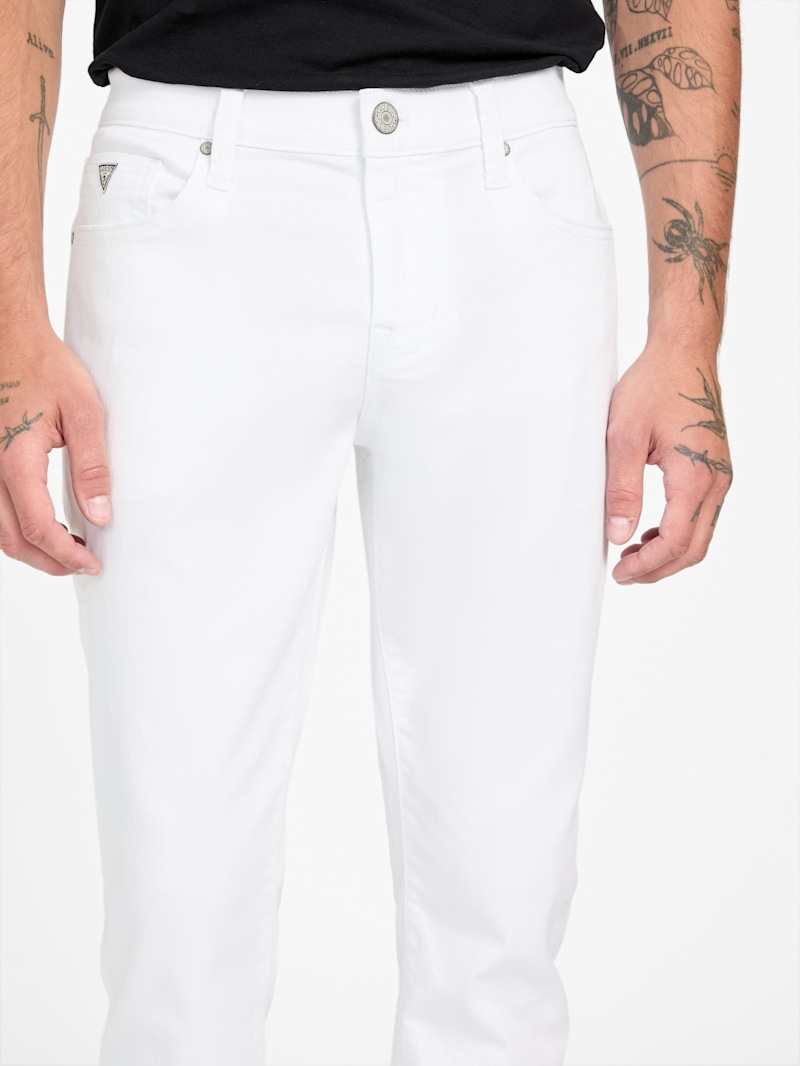 We Are New Jeans 限定版セット 白 Halsted Tapered Jeans | GUESS Factory