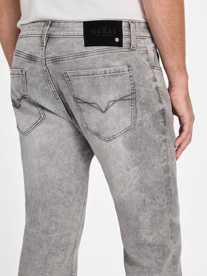 Eco Crescent Loose Fit Jeans | GUESS Factory