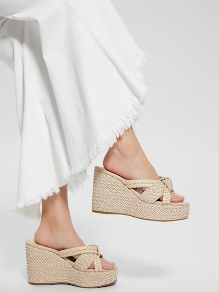 Eveh Knot Wedges