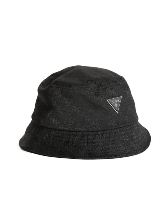 Men s Hats Beanies Trucker Hats Scarves GUESS