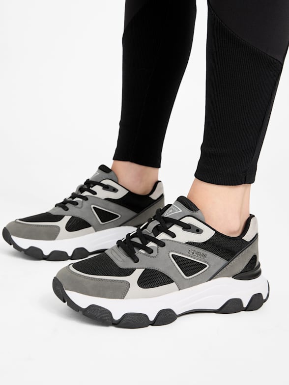 Guess chunky sneakers online