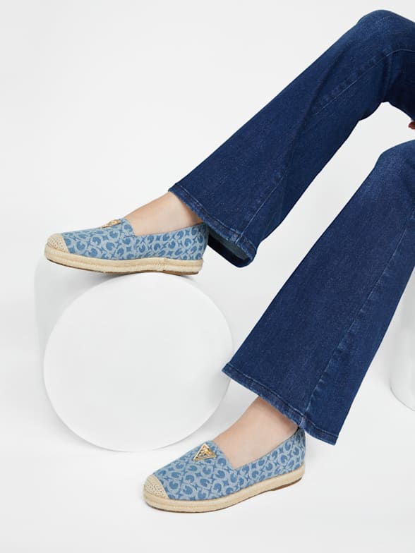 Flat shoes shop guess