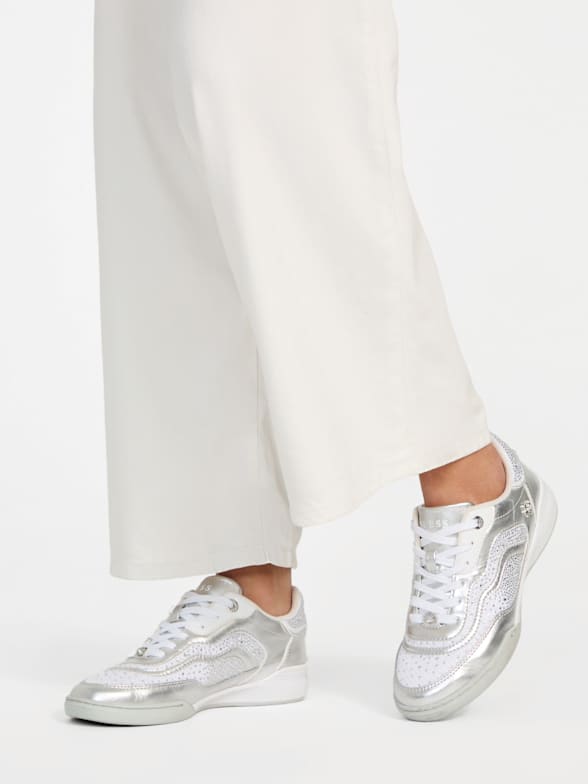 All Women s Shoes GUESS Canada