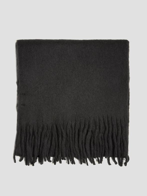 Guess scarf sale sale