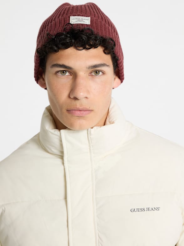 Men s Hats Beanies Trucker Hats Scarves GUESS