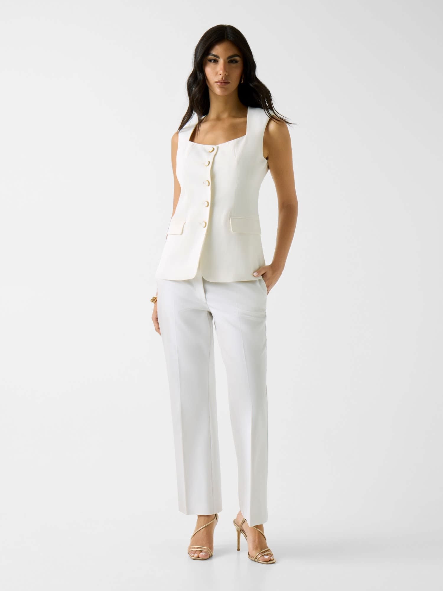 Shop the Look image number 0