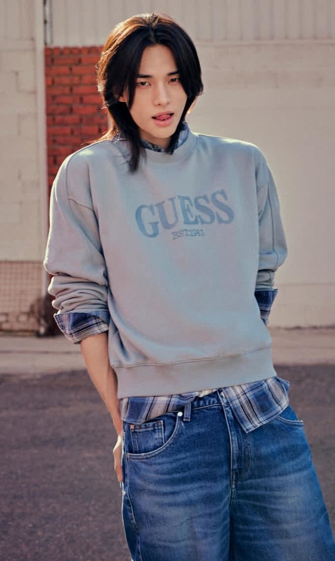 GUESS(ゲス) JAPAN 公式オンラインストア | GUESS JAPAN OFFICIAL