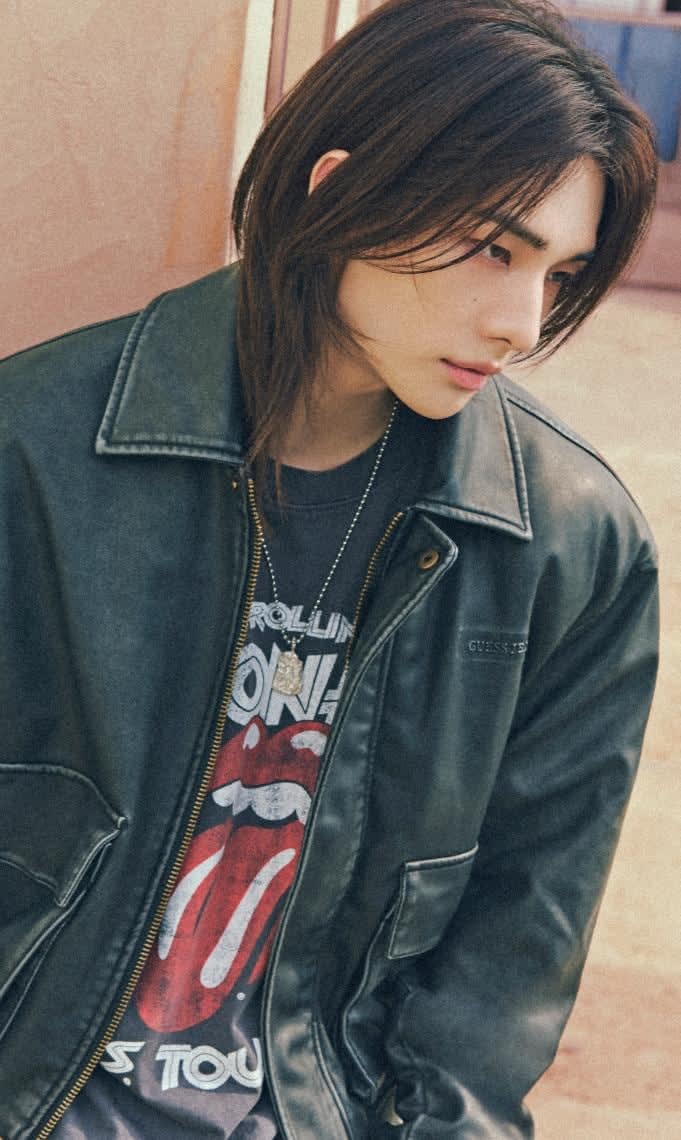 GUESS(ゲス) JAPAN 公式オンラインストア | GUESS JAPAN OFFICIAL