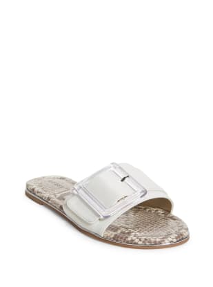 guess flip flops canada